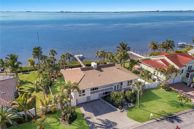 3908 BAYSIDE DRIVE, Bradenton, FL 34210