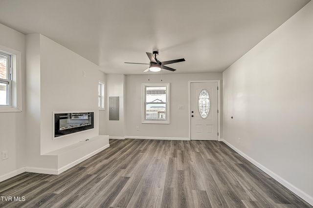 410 West Highland Road, Johnson City, TN 37604