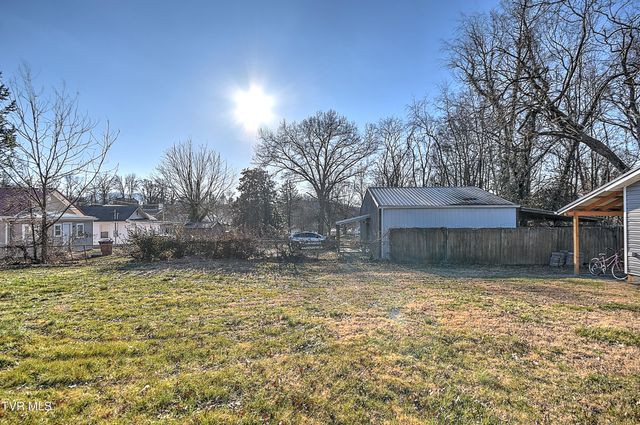 410 West Highland Road, Johnson City, TN 37604