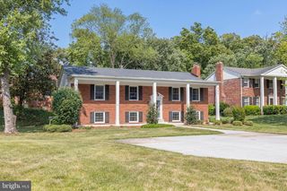 4404 ARCROSS CT, Alexandria, VA 22310