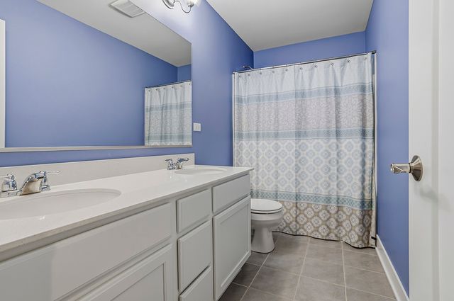 16538 S Sun Meadow Drive, Lockport, IL 60441