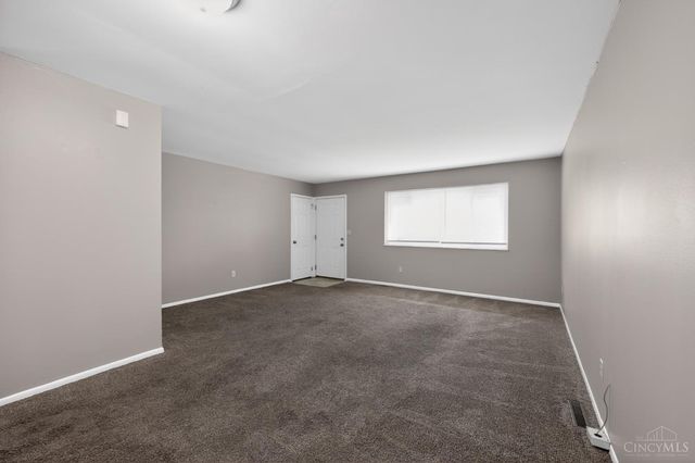2494 W Kemper Road, Colerain Twp, OH 45231
