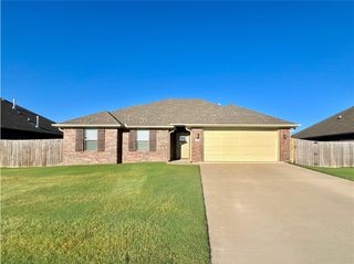 1756 Charismatic Drive, Prairie Grove, AR 72753