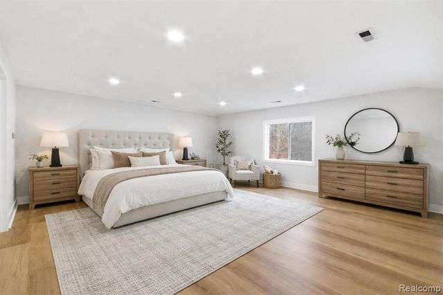 23157 Karr Road, Belleville, MI 48111