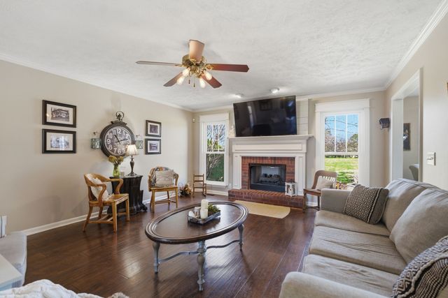 7425 Catherine St, Murfreesboro, TN 37129