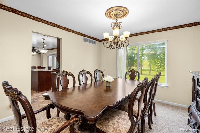 865 Drakeshire Drive, Commerce Twp, MI 48390