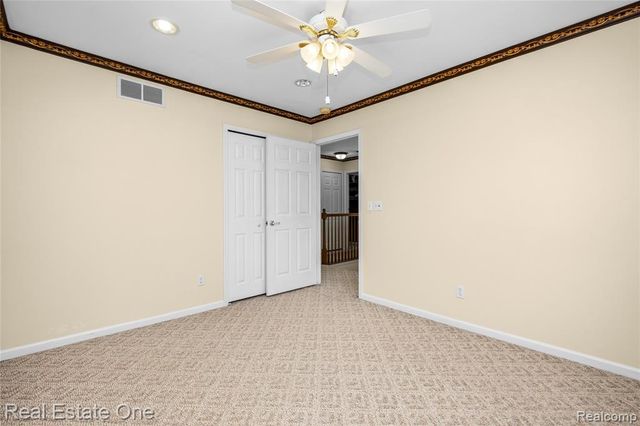 865 Drakeshire Drive, Commerce Twp, MI 48390