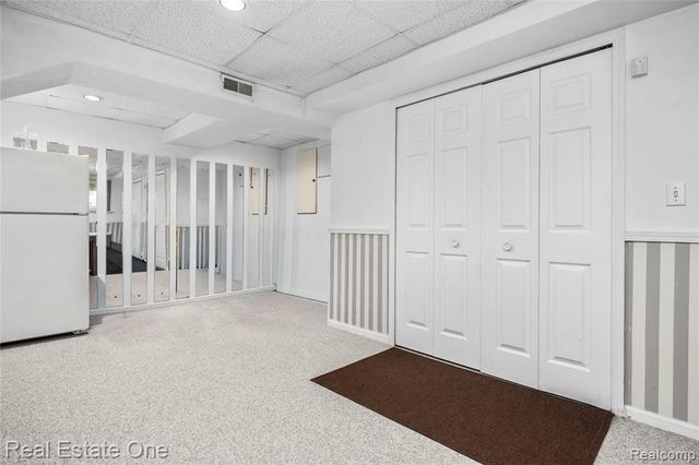 865 Drakeshire Drive, Commerce Twp, MI 48390