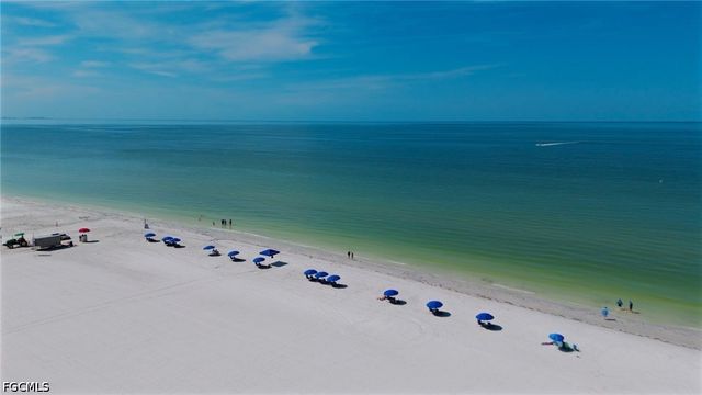 655 Matanzas CT, Fort Myers Beach, FL 33931
