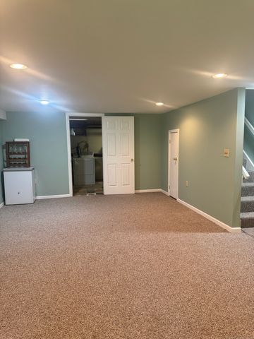 141 worth Avenue, Hamden, CT 06518