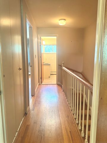 141 worth Avenue, Hamden, CT 06518