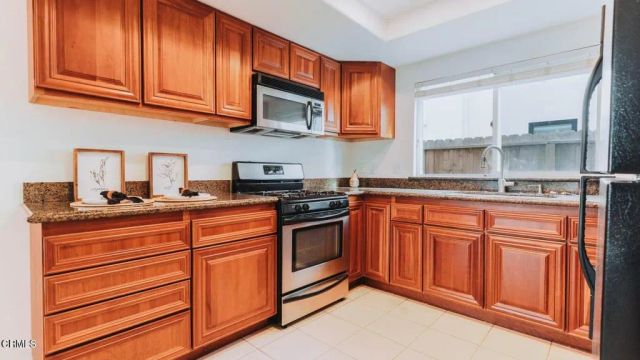 1020 Dunes Street, Oxnard, CA 93035