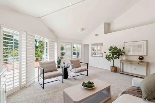 1260 Via Portofino, San Marcos, CA 92078