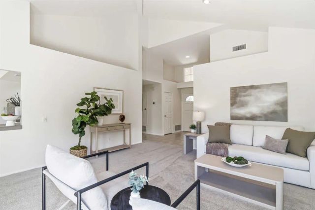 1260 Via Portofino, San Marcos, CA 92078