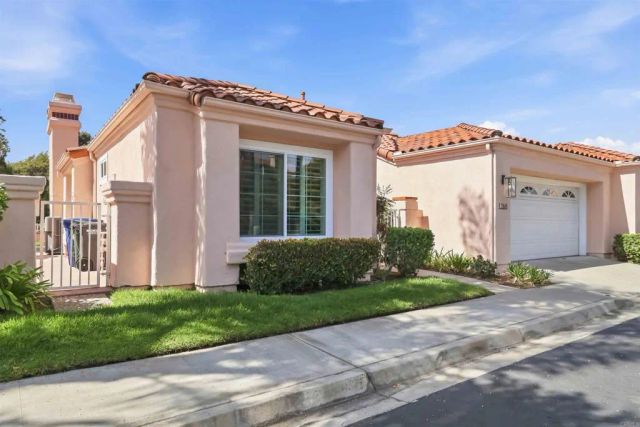 1260 Via Portofino, San Marcos, CA 92078