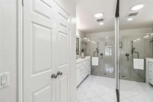 1260 Via Portofino, San Marcos, CA 92078