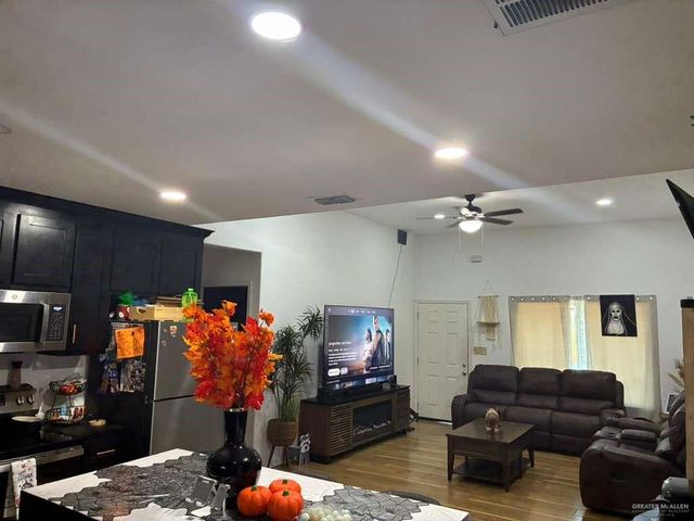 7208 Sigley Drive, Edinburg, TX 78542