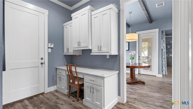 2617 Wolf Lair, New Braunfels, TX 78132