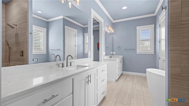 2617 Wolf Lair, New Braunfels, TX 78132