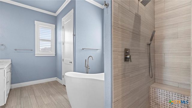 2617 Wolf Lair, New Braunfels, TX 78132