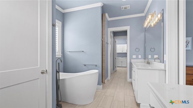 2617 Wolf Lair, New Braunfels, TX 78132