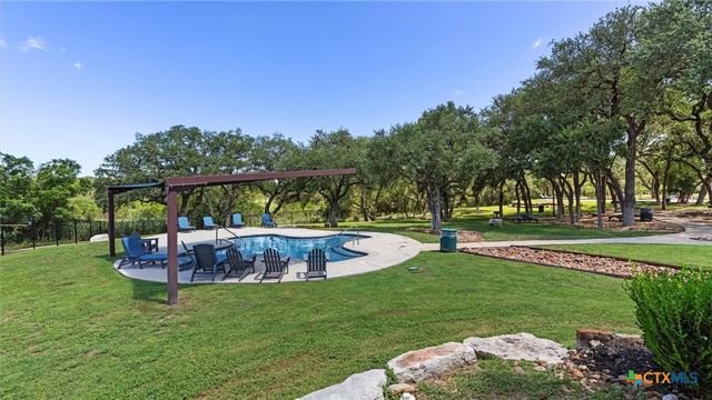 2617 Wolf Lair, New Braunfels, TX 78132