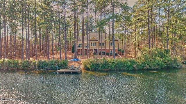 9 Banning Drive, Whispering Pines, NC 28327