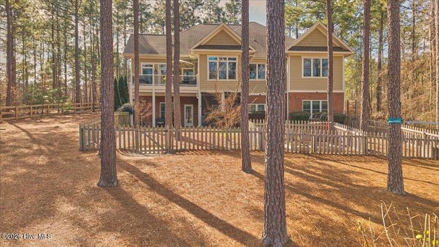 9 Banning Drive, Whispering Pines, NC 28327