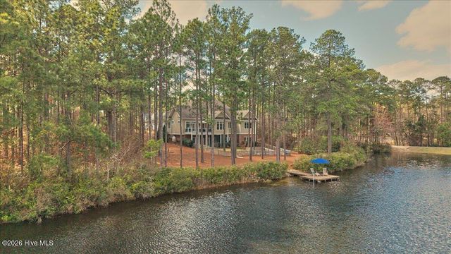 9 Banning Drive, Whispering Pines, NC 28327