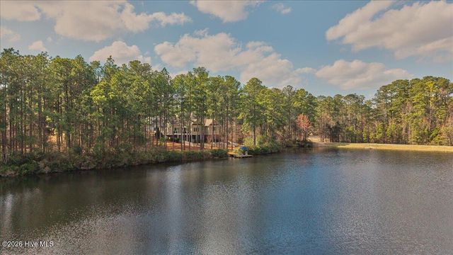 9 Banning Drive, Whispering Pines, NC 28327