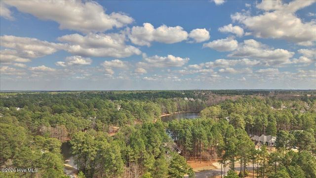 9 Banning Drive, Whispering Pines, NC 28327