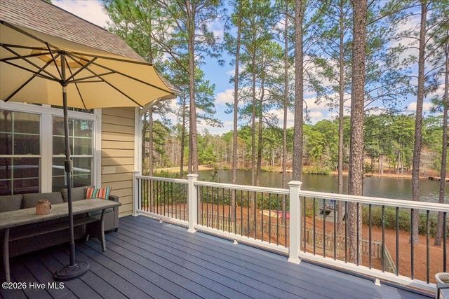 9 Banning Drive, Whispering Pines, NC 28327