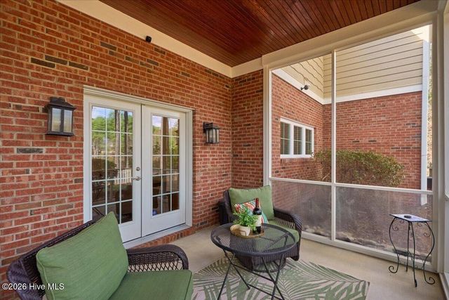 9 Banning Drive, Whispering Pines, NC 28327