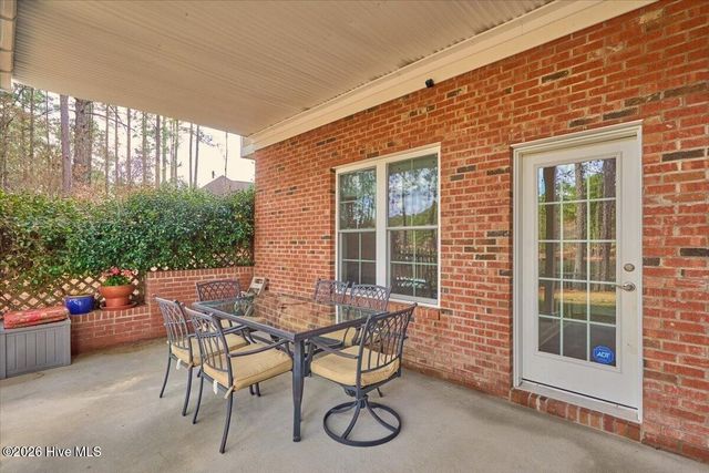 9 Banning Drive, Whispering Pines, NC 28327