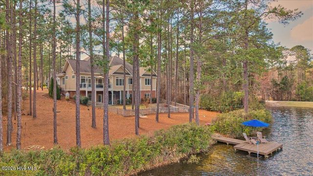 9 Banning Drive, Whispering Pines, NC 28327
