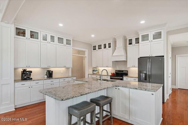 9 Banning Drive, Whispering Pines, NC 28327