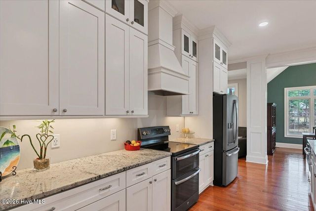 9 Banning Drive, Whispering Pines, NC 28327