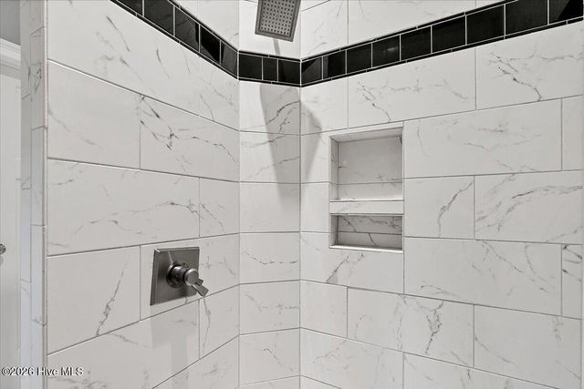 9 Banning Drive, Whispering Pines, NC 28327