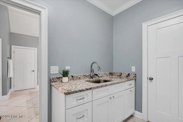 9 Banning Drive, Whispering Pines, NC 28327