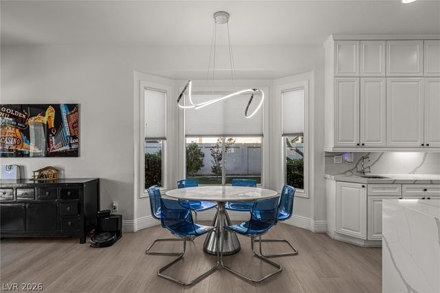 1901 Newport Bay Drive, Las Vegas, NV 89117