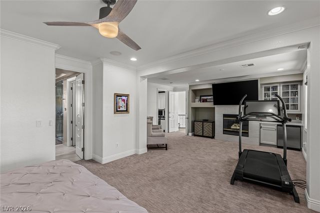 1901 Newport Bay Drive, Las Vegas, NV 89117