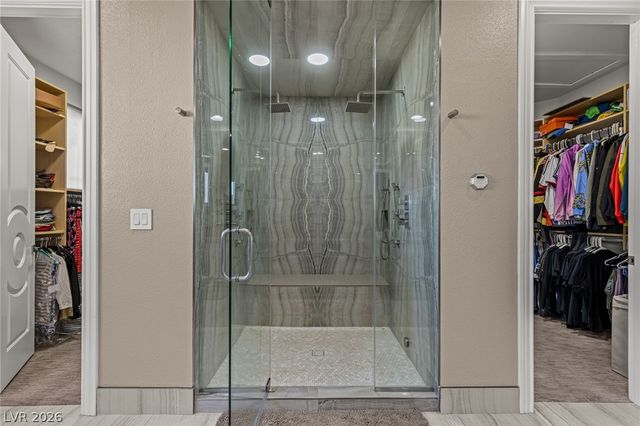 1901 Newport Bay Drive, Las Vegas, NV 89117