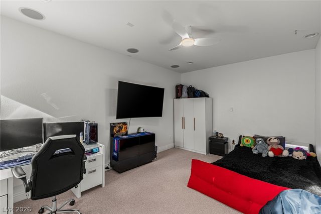 1901 Newport Bay Drive, Las Vegas, NV 89117