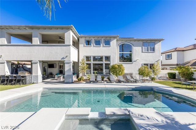 1901 Newport Bay Drive, Las Vegas, NV 89117