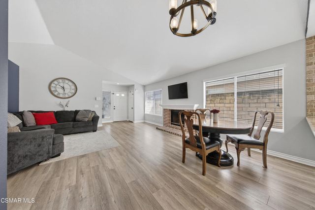 3072 Lamplighter Street, Simi Valley, CA 93065