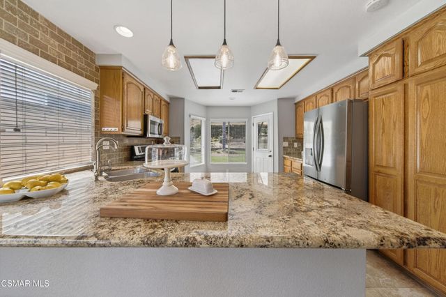 3072 Lamplighter Street, Simi Valley, CA 93065