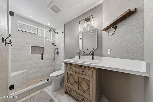 3072 Lamplighter Street, Simi Valley, CA 93065
