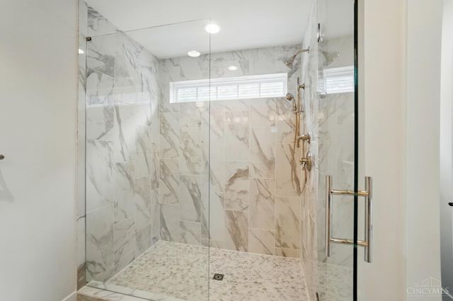 1227 Corbett Street, Cincinnati, OH 45208