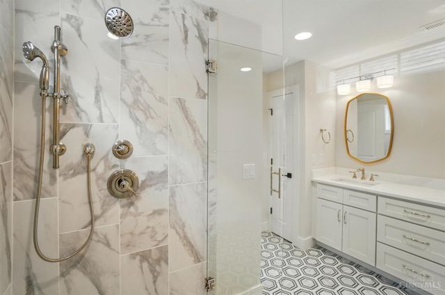 1227 Corbett Street, Cincinnati, OH 45208