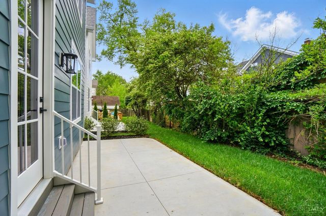 1227 Corbett Street, Cincinnati, OH 45208